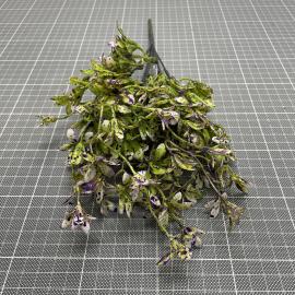 Dirbtinė gėlės šakelė, ilgis 37cm (violetinė-balta)