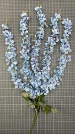 Dirbtinė vijoklinės gėlės šaka, ilgis 85 cm (mėlyna)