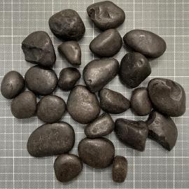 Dekoratyviniai juodi gludinti poliruoti 10-30 mm akmenukai 1kg