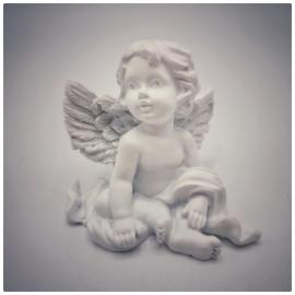 Sėdintis angelas (8x6x6,5cm)