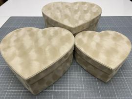 Širdelės formos dėžutės 3 dalių "Zomšinės" (kreminė)
