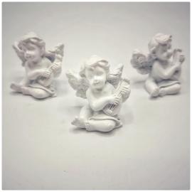 Keramikiniai 3vnt angeliukai su muzikos instrumentu (3,5x3x4cm)